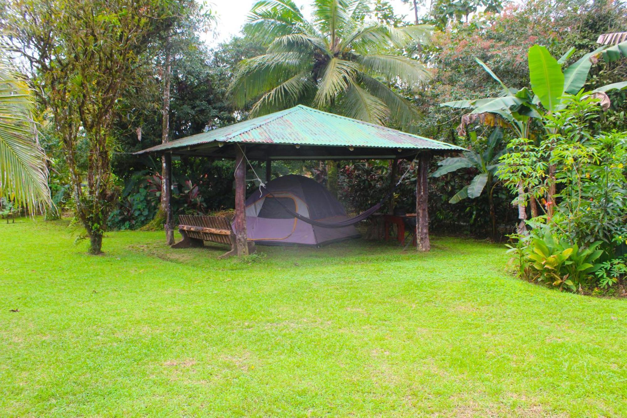 Cabinas Rio Celeste La Amistad Esterno foto